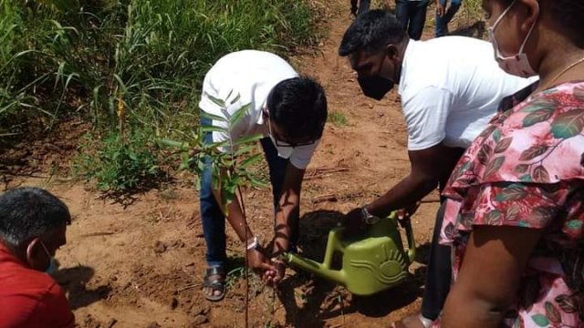 ''අභියෝග ජයගත් ඉසුරුමත් හෙට දිනක් - සෞභාග්‍යමත් මව්බිමක්'' 74 වන ජාතික නිදහස් දින සැමරුම